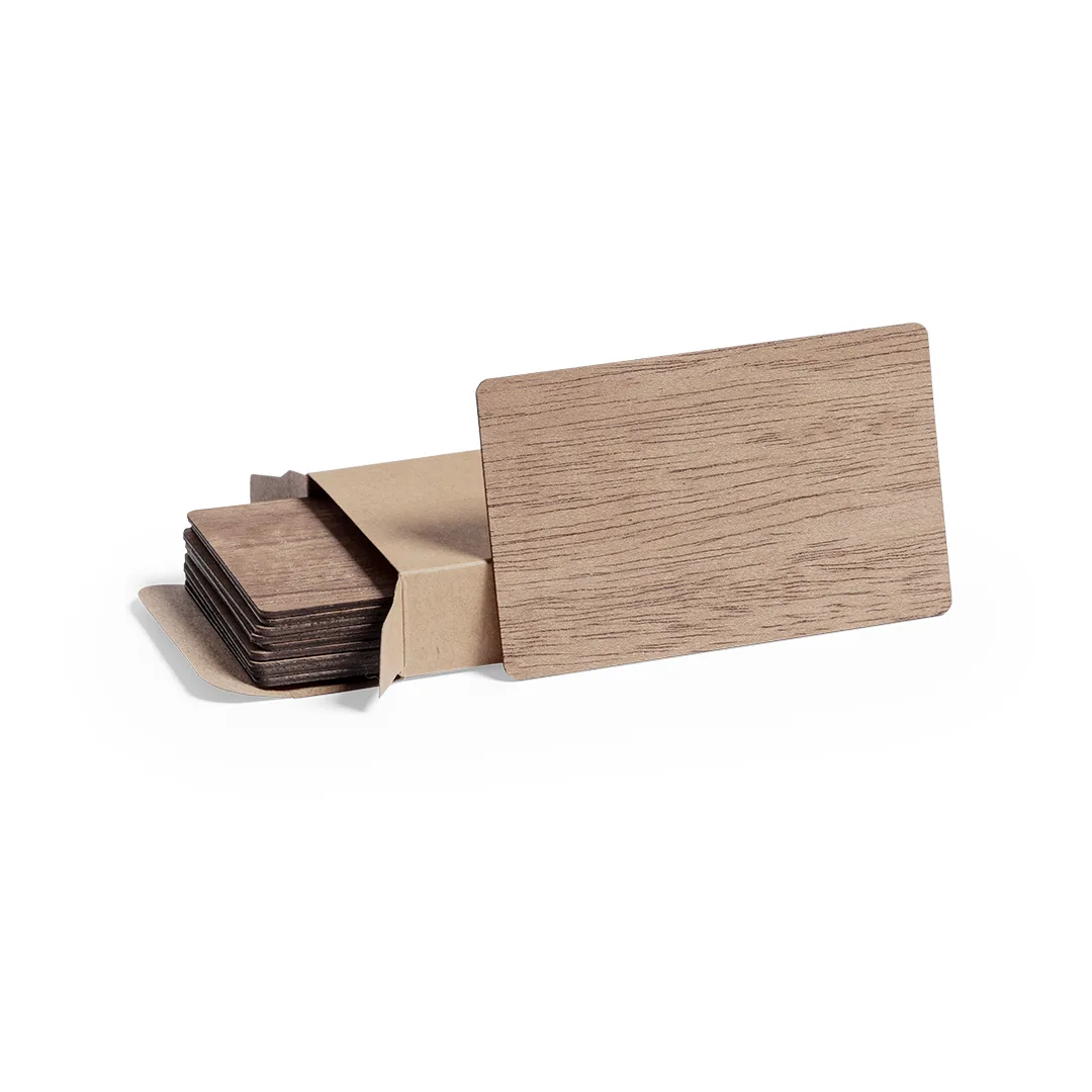 Set di cartoncini in legno Inary, vista frontale su fondo bianco