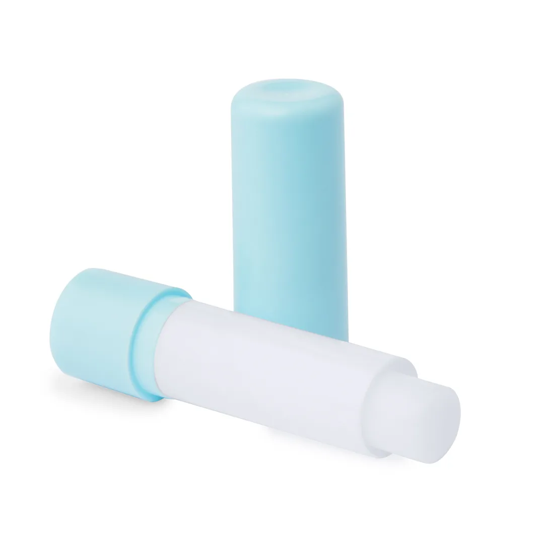 Balsamo labbra Posie aperto, con lo stick sollevato