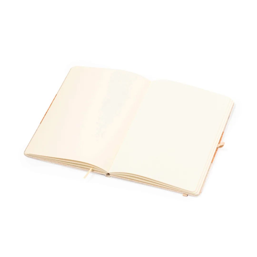 Block notes Yacard aperto sui fogli color naturale