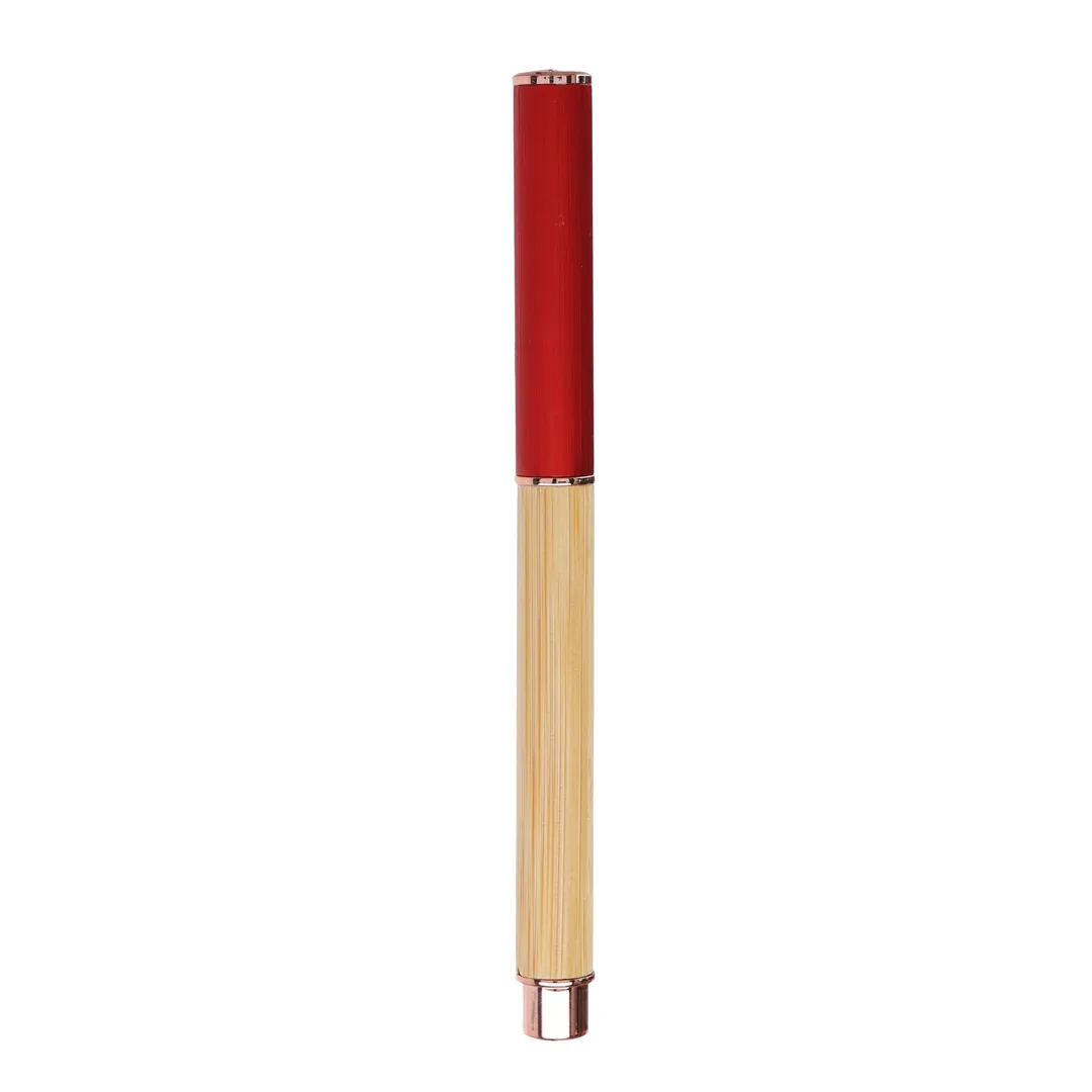 Penna roller Bobbin, dettaglio della clip in metallo e delle finiture in oro rosa