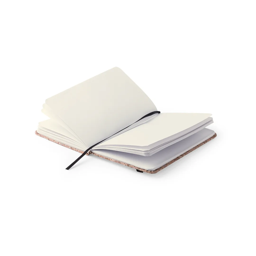 Block notes Climer con copertina soft touch rifinita in sughero, vista di tre quarti