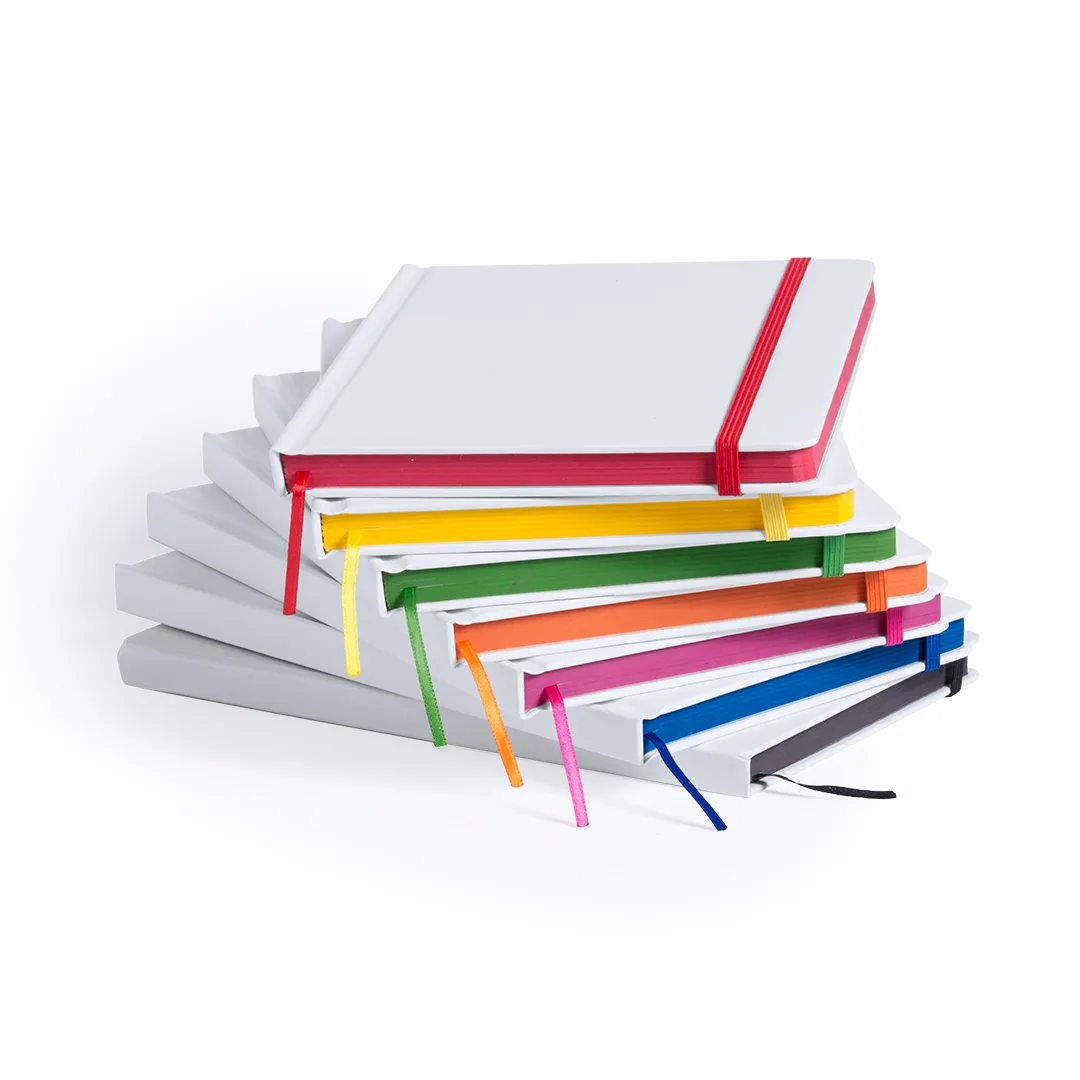 Block notes Kaffol, dettaglio del dorso colorato e della rilegatura elastica
