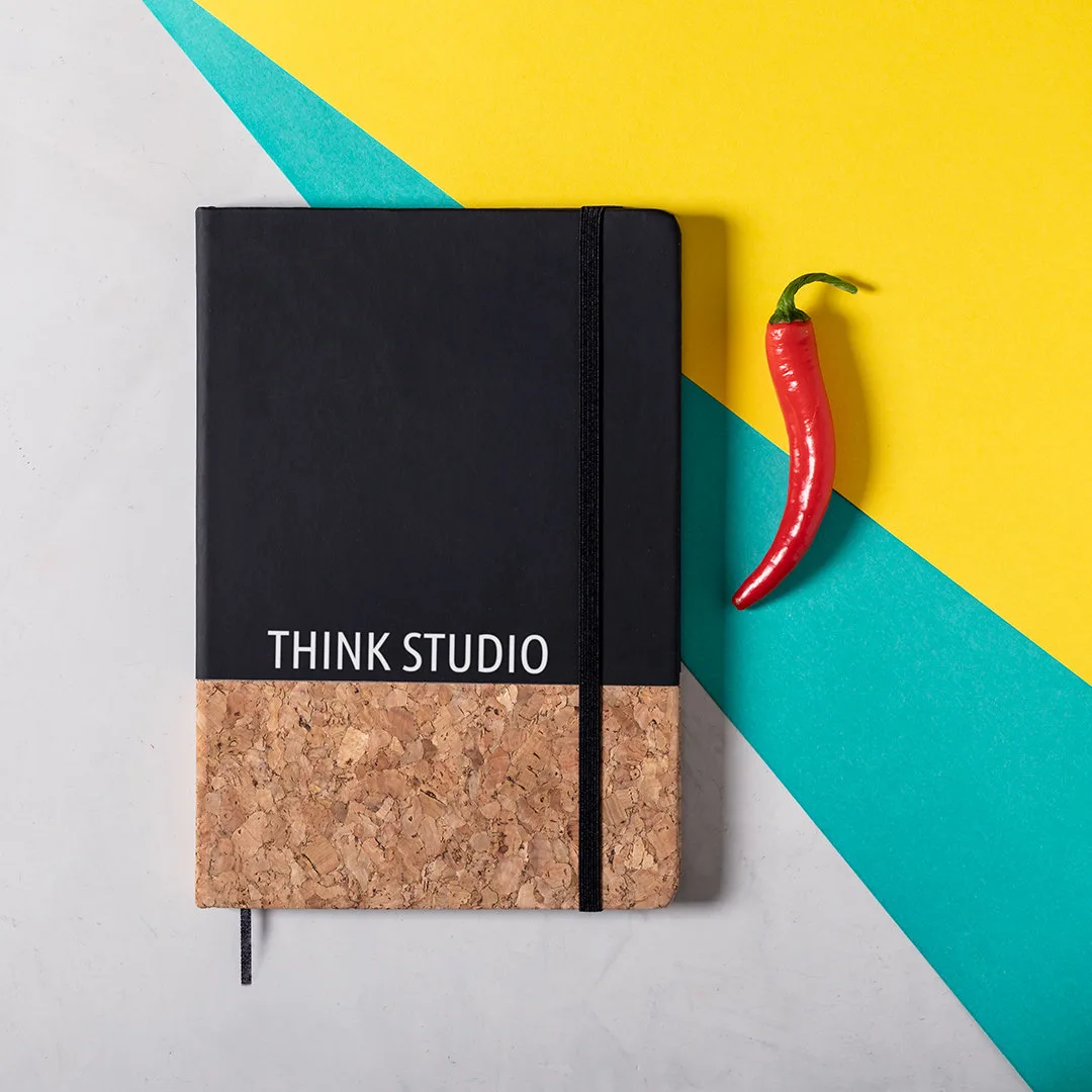 Block notes Bluster A5 con copertina in sughero e similpelle, vista frontale